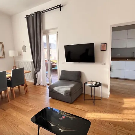 Dieci At Spanish Step - Belsiana Luxury Holiday home Rome