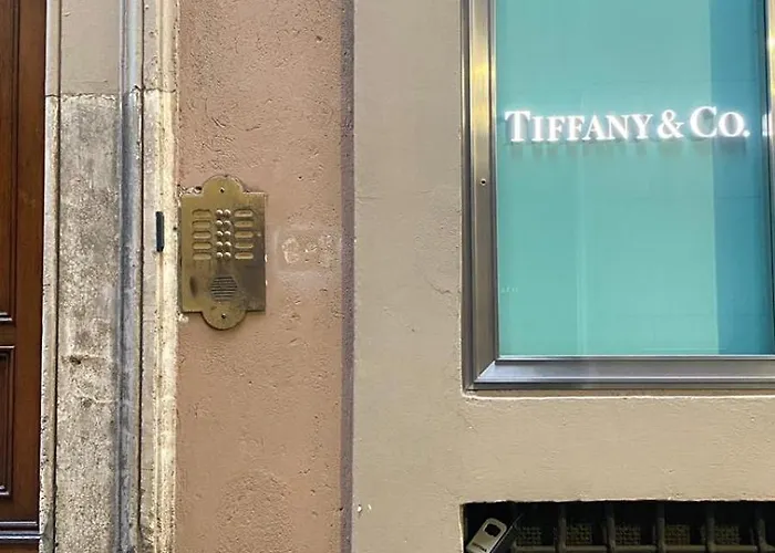 Dieci At Spanish Step - Belsiana Luxury *