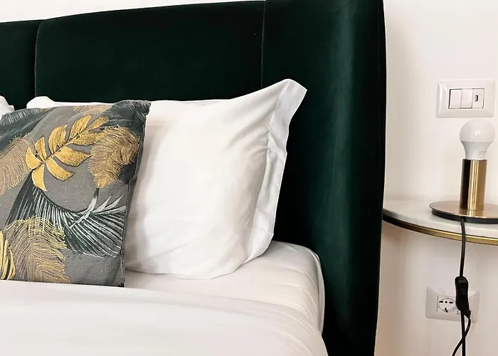 Dieci At Spanish Step - Belsiana Luxury *